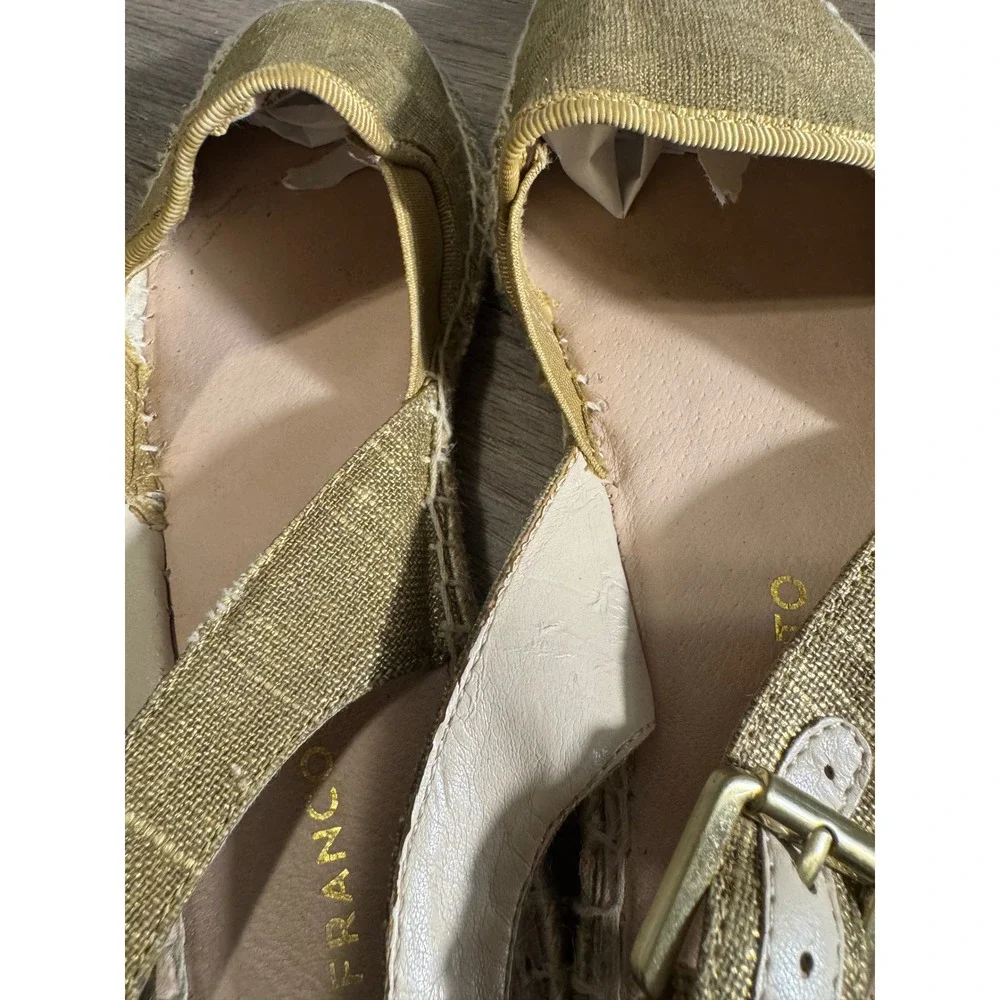 Franco‎ Sarto Espadrilles women's 7.5 lightweight gold color adjustable buckle